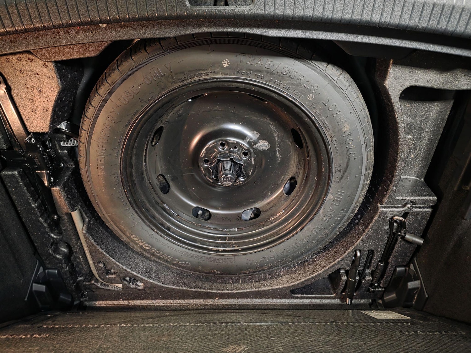 Used Volkswagen Tiguan 2018 for sale - 76512445: Photo 49