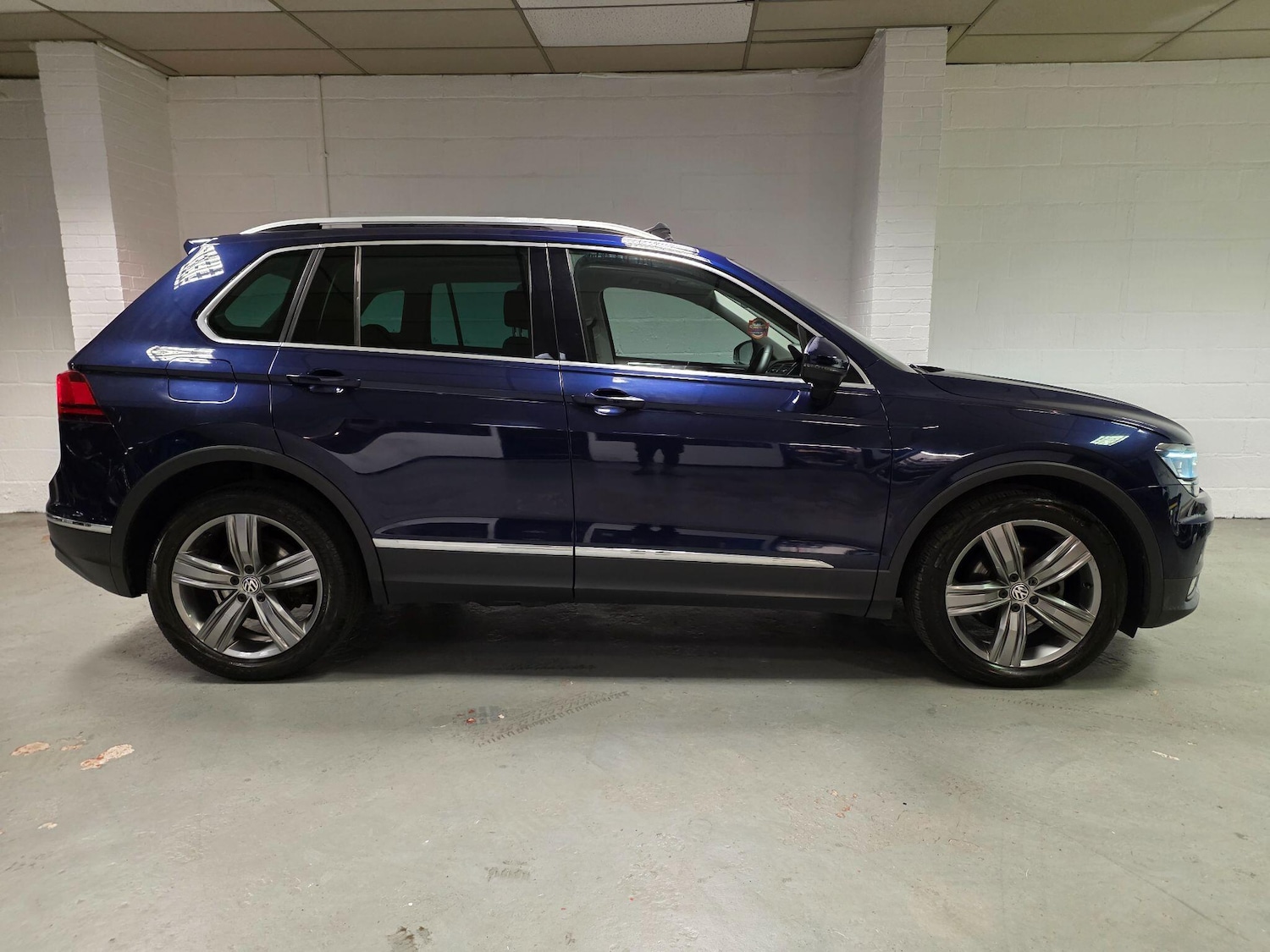 Used Volkswagen Tiguan 2018 for sale - 76512445: Photo 7