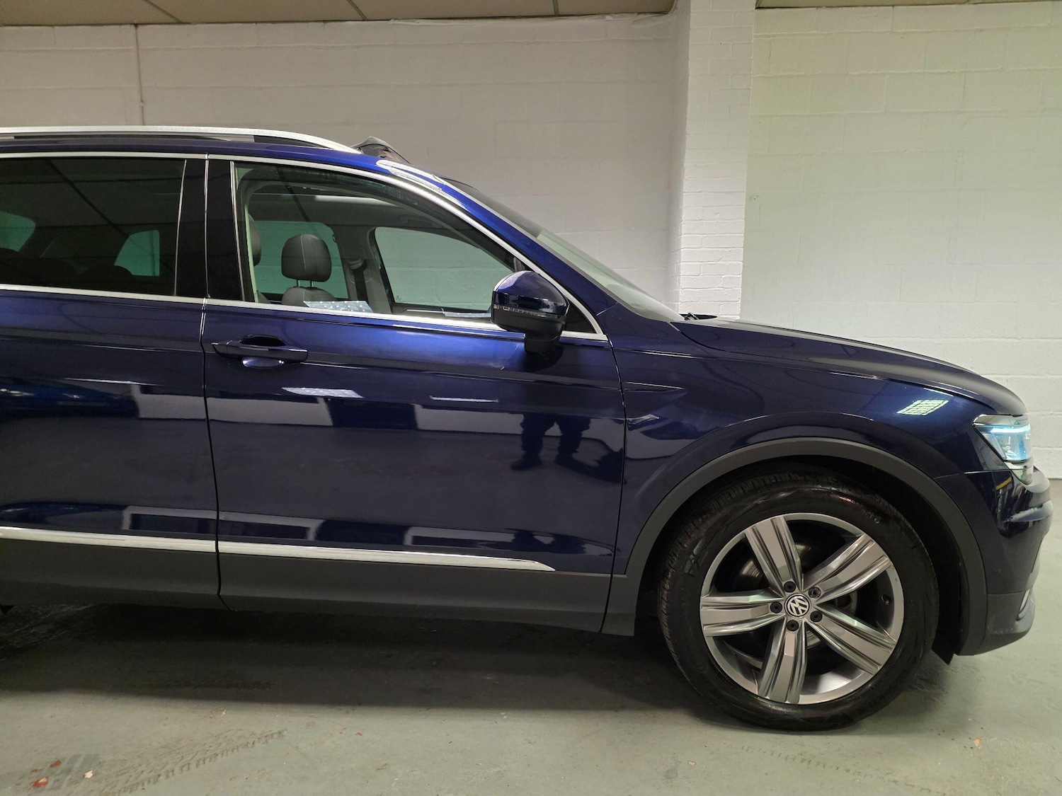 Used Volkswagen Tiguan 2018 for sale - 76512445: Photo 8