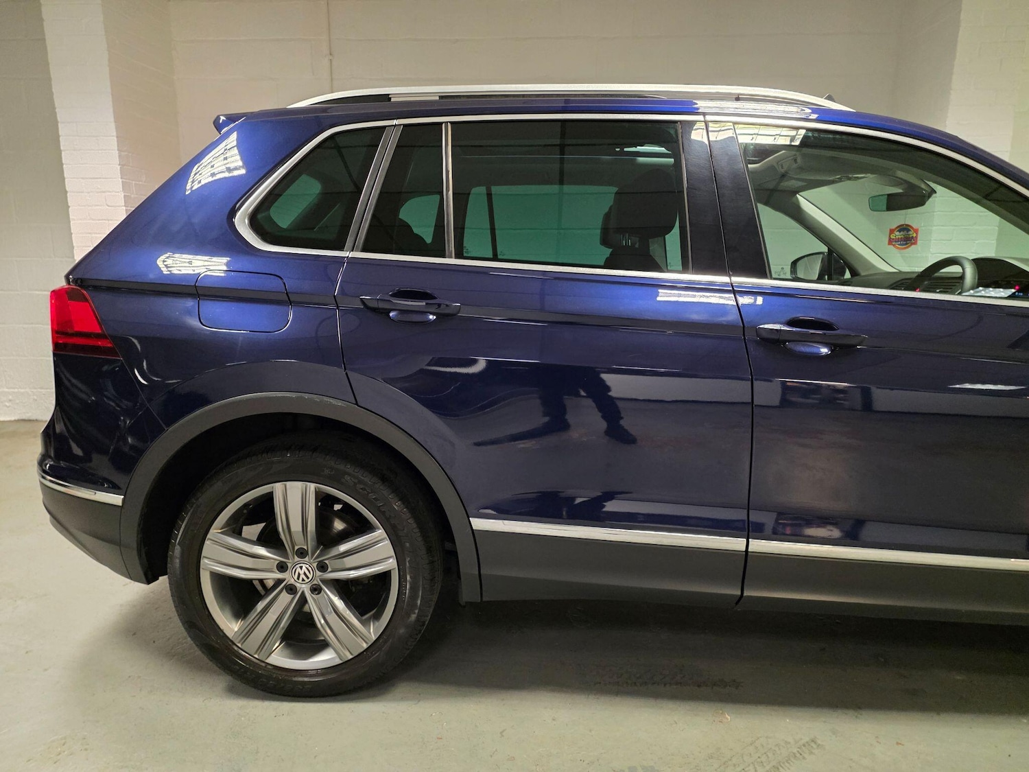 Used Volkswagen Tiguan 2018 for sale - 76512445: Photo 9
