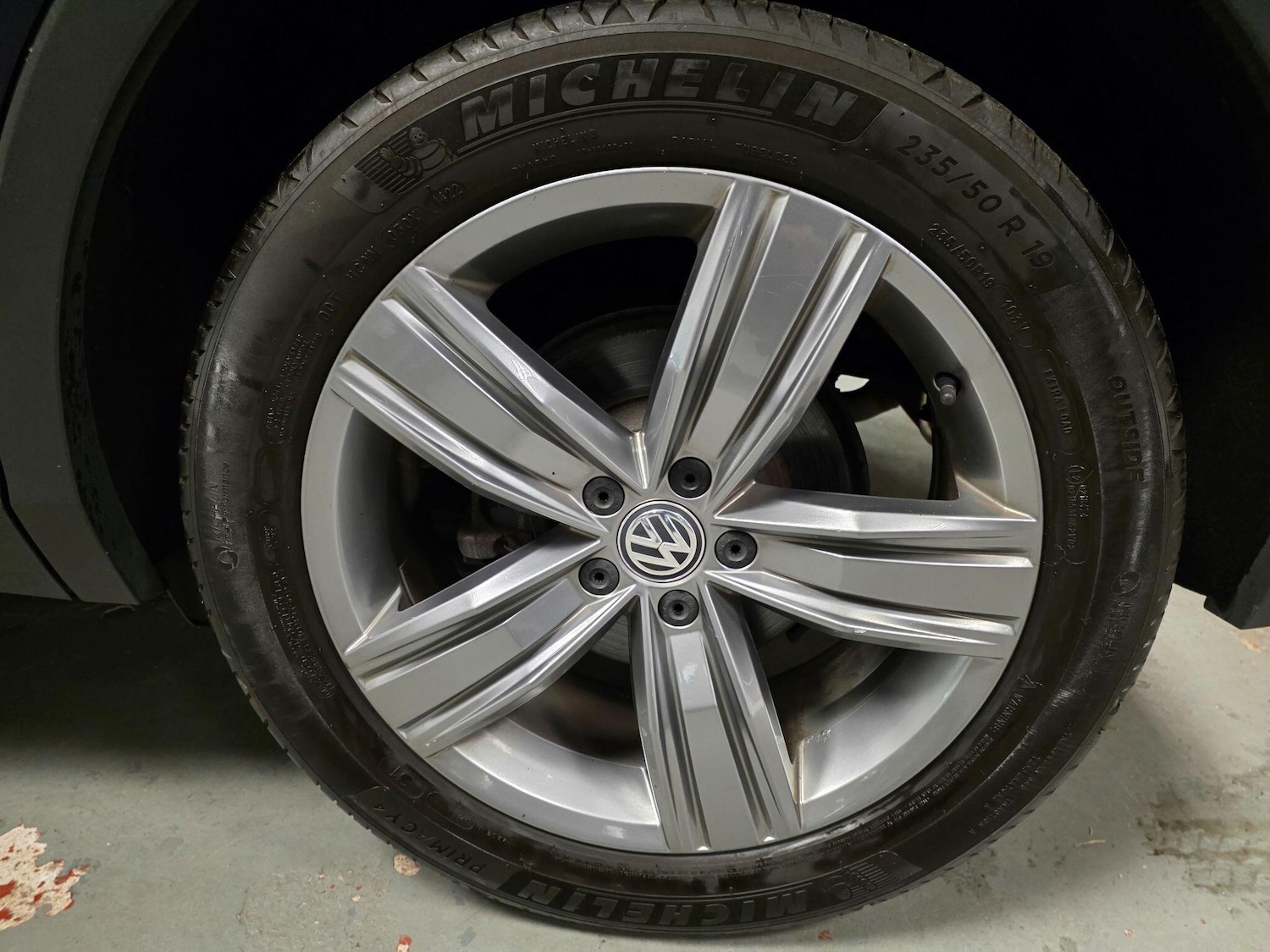 Used Volkswagen Tiguan 2018 for sale - 76512445: Photo 92