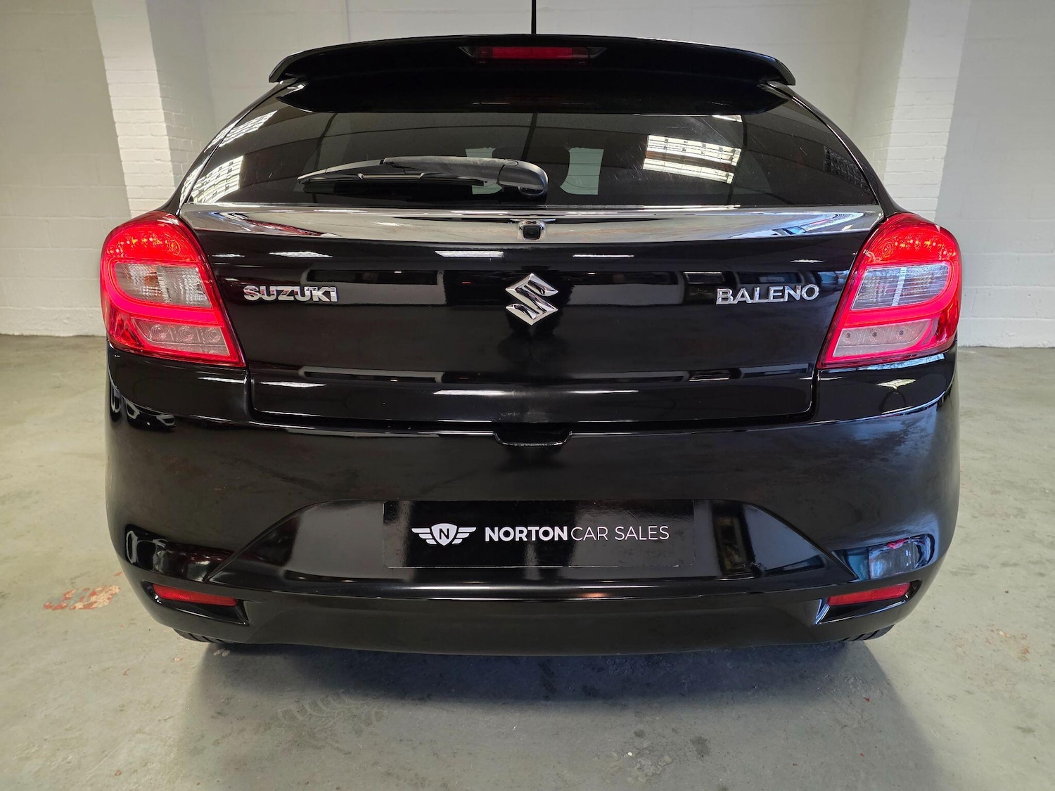 Used Suzuki Baleno 2017 for sale - 77315218: Photo 24