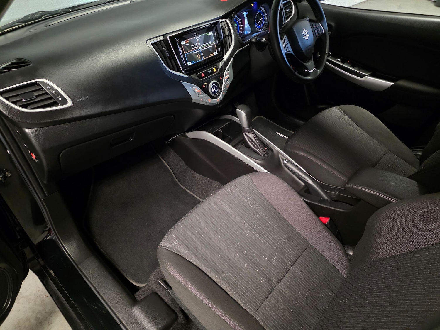 Used Suzuki Baleno 2017 for sale - 77315218: Photo 44