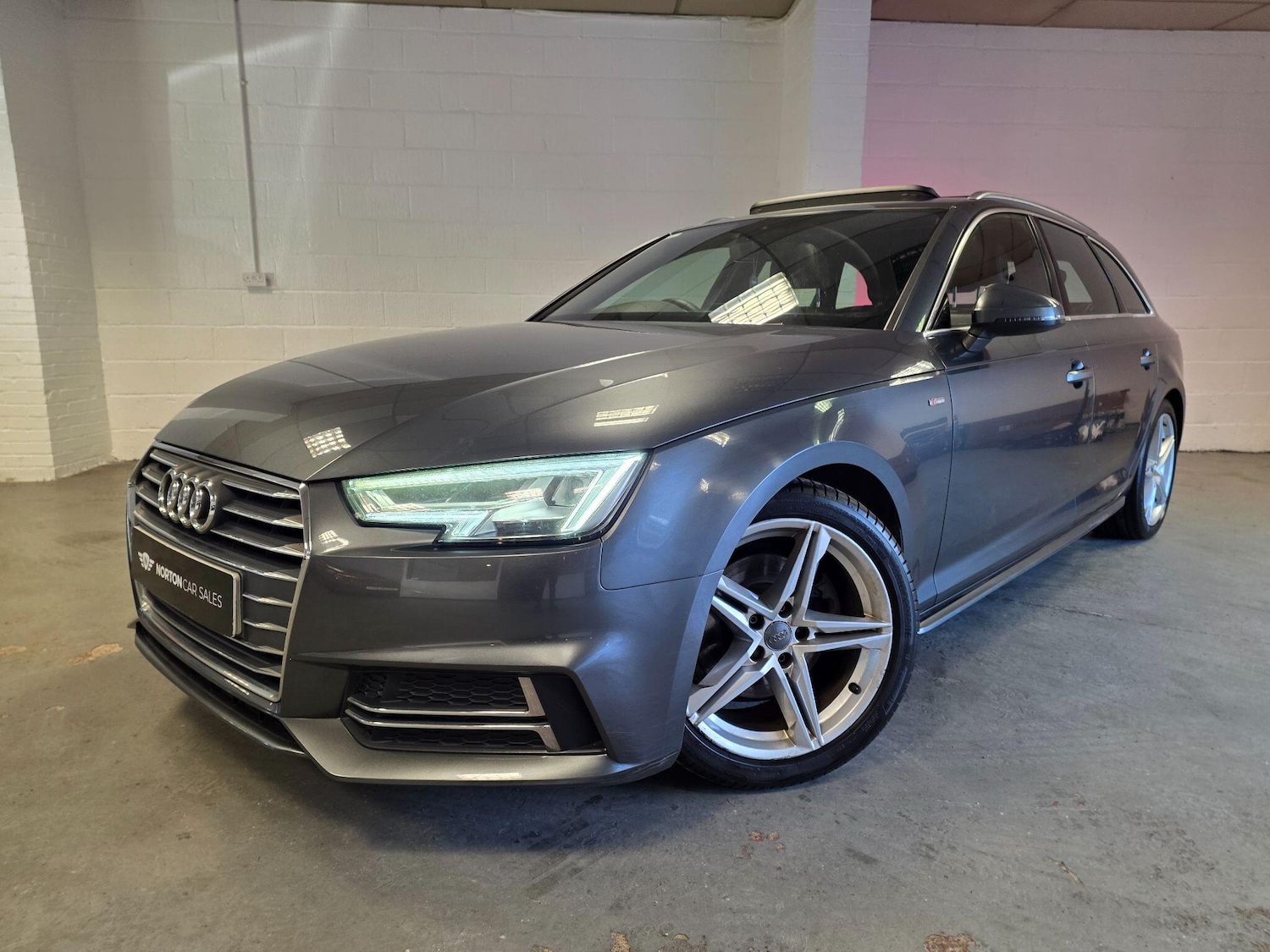 Used Audi A4 Avant for sale - 77315371: Photo 10