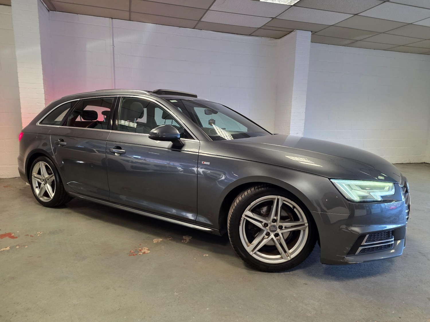 Used Audi A4 Avant for sale - 77315371: Photo 2