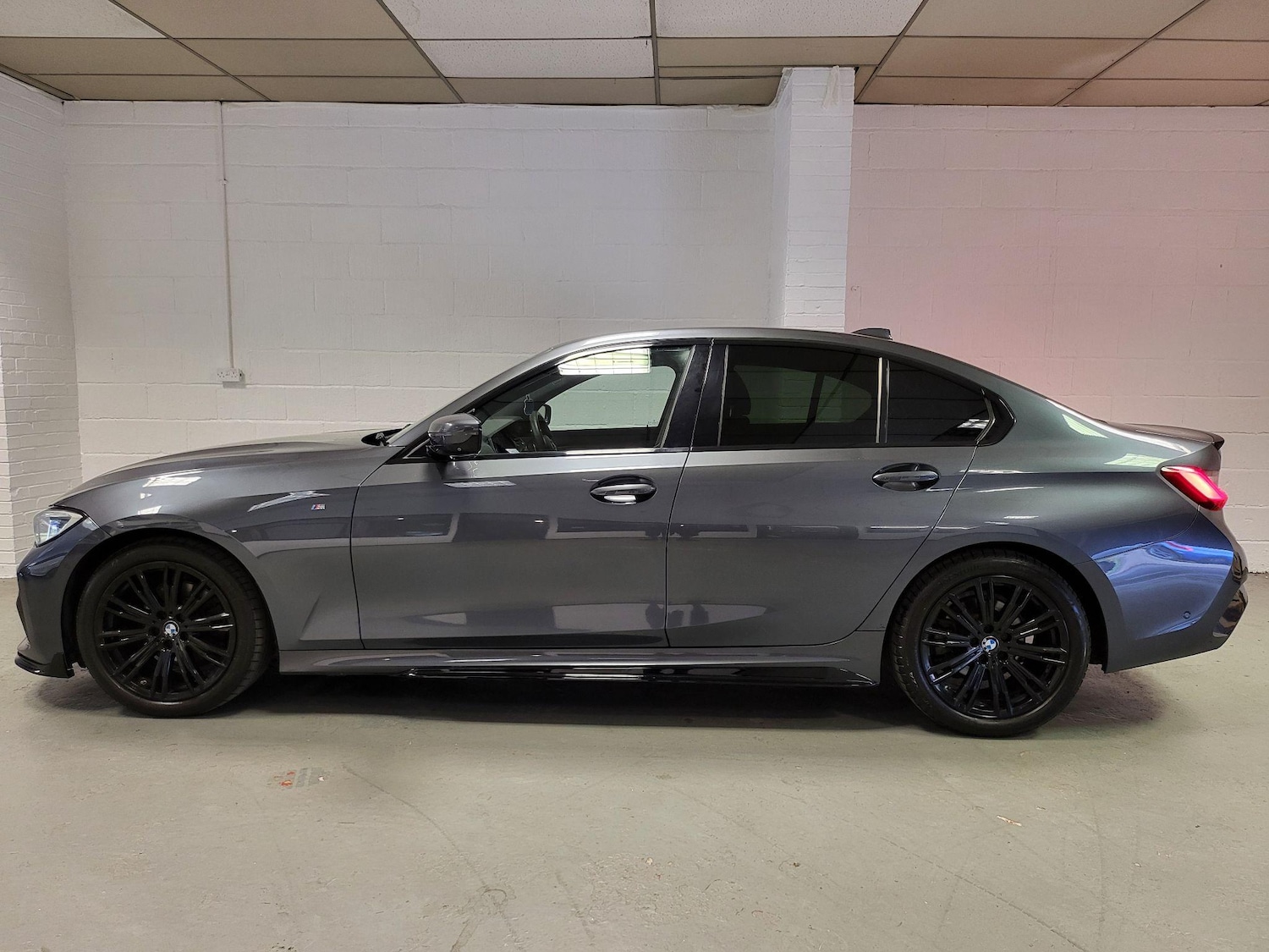 Used BMW 3 Series for sale - 77696848: Photo 16