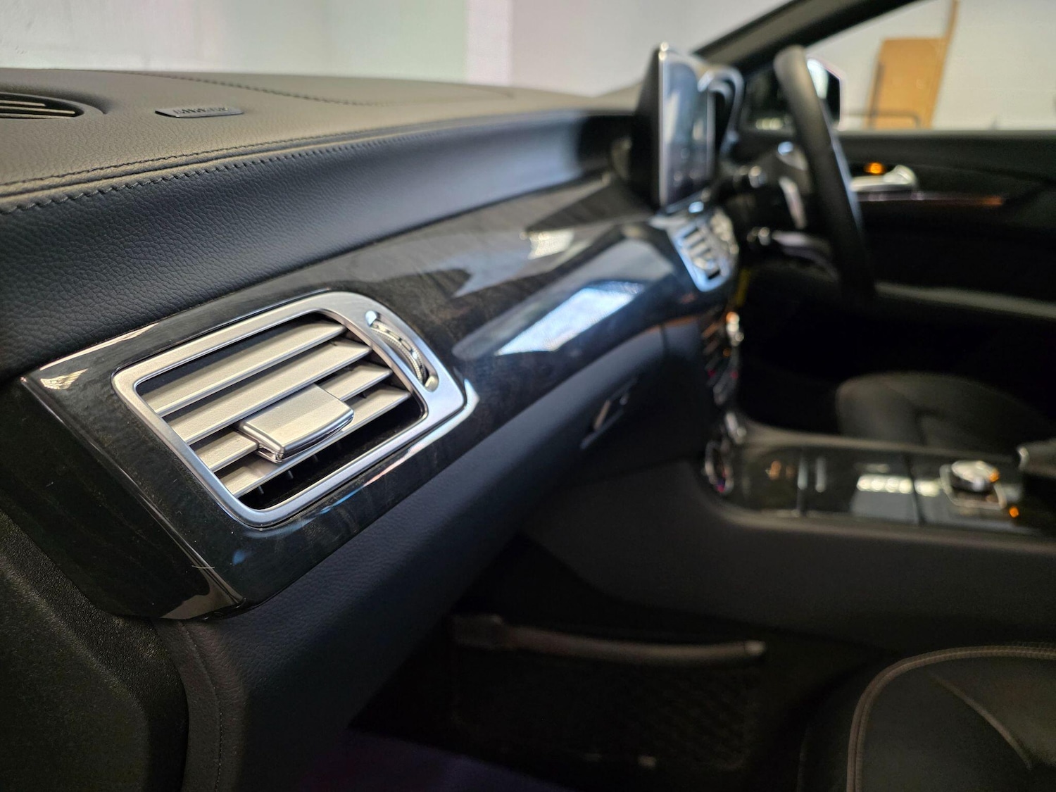 Used Mercedes-Benz CLS 2015 for sale - 77978022: Photo 52