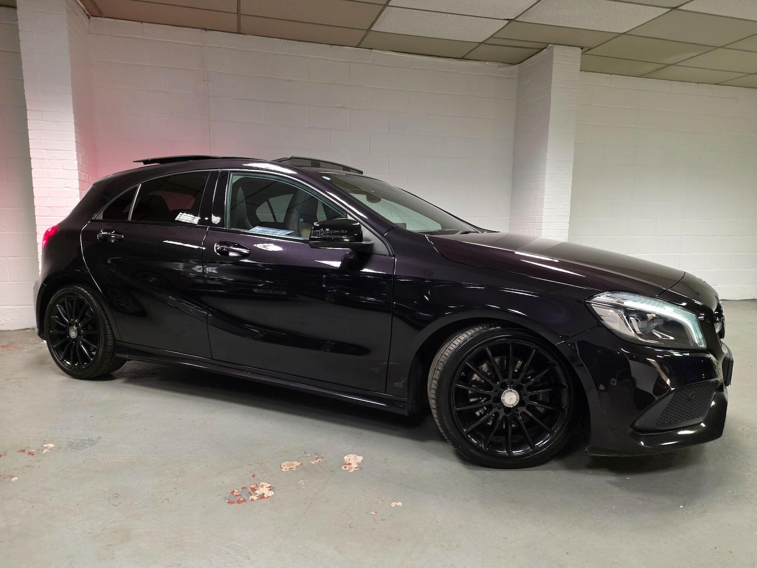 Used Mercedes-Benz A-Class 2016 for sale - 76522542: Photo 3