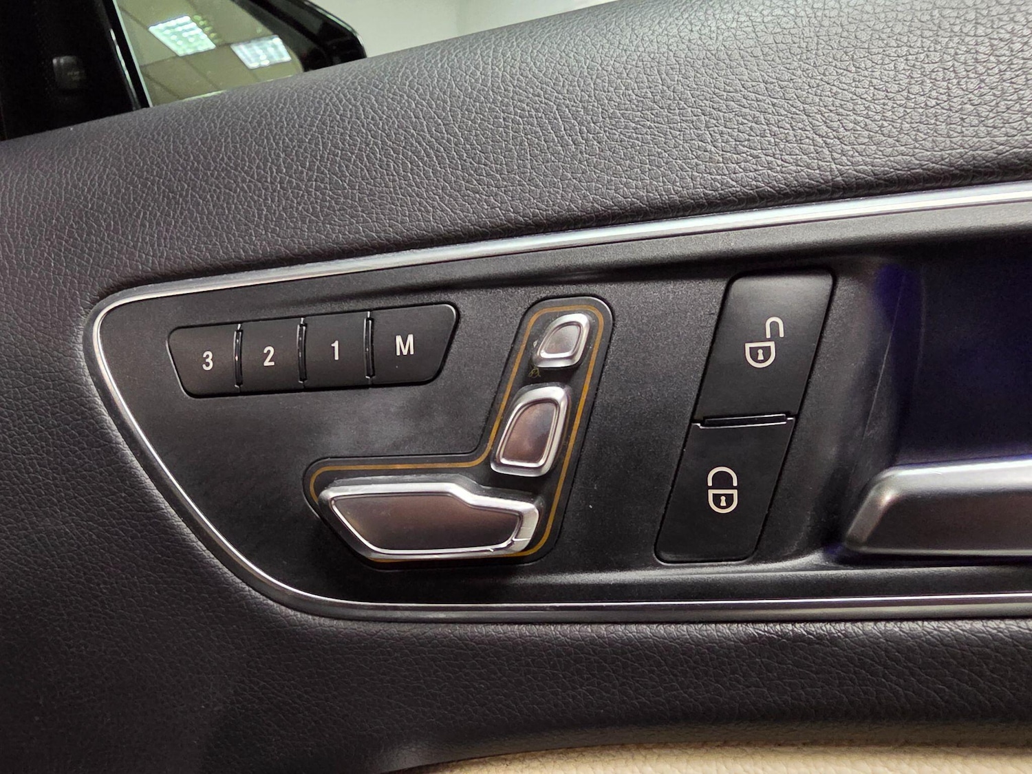 Used Mercedes-Benz A-Class 2016 for sale - 76522542: Photo 55