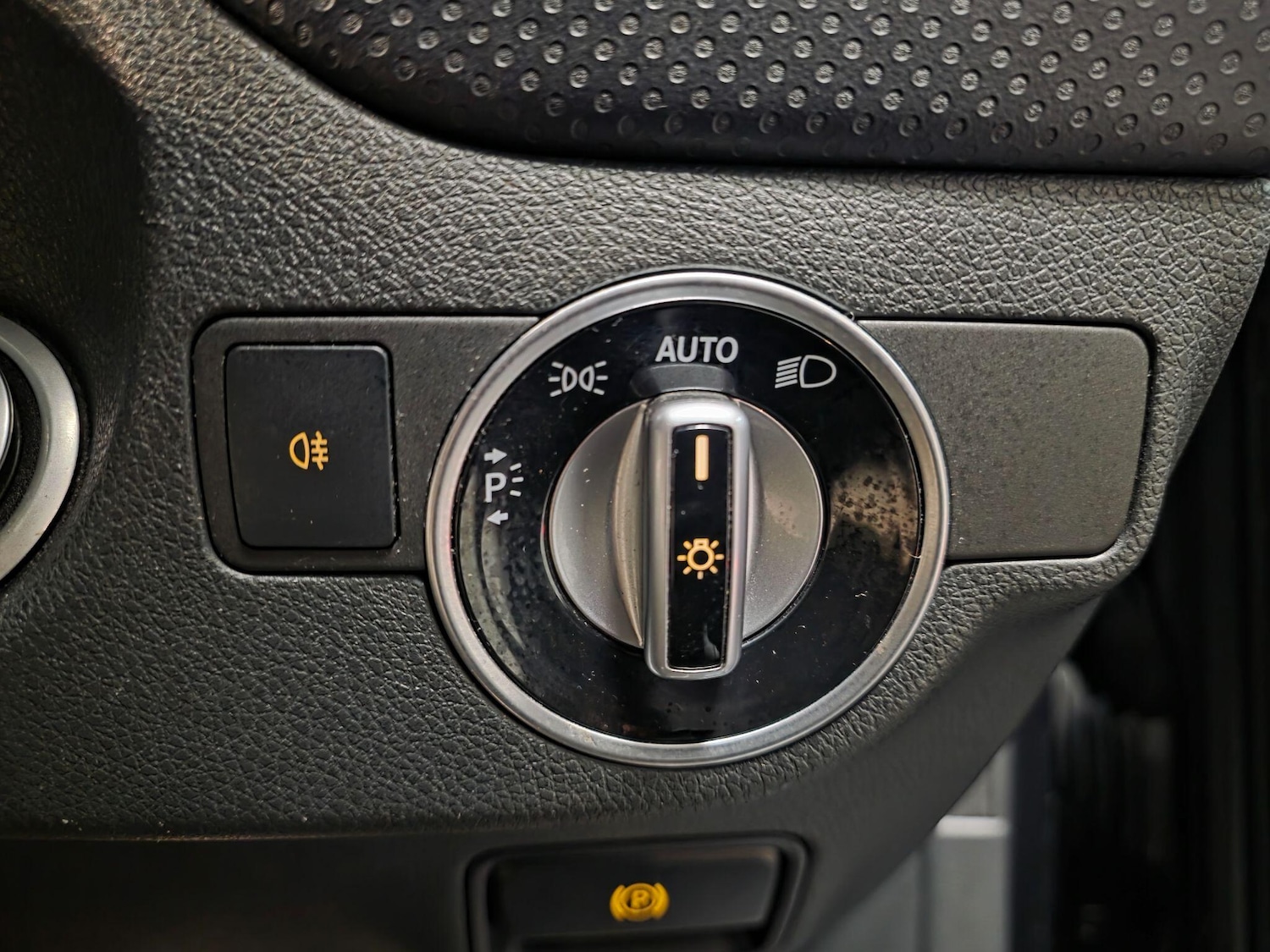 Used Mercedes-Benz A-Class 2016 for sale - 76522542: Photo 56