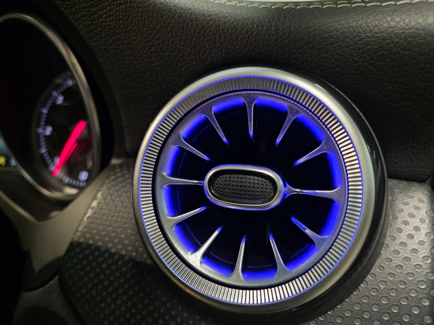 Used Mercedes-Benz A-Class 2016 for sale - 76522542: Photo 58