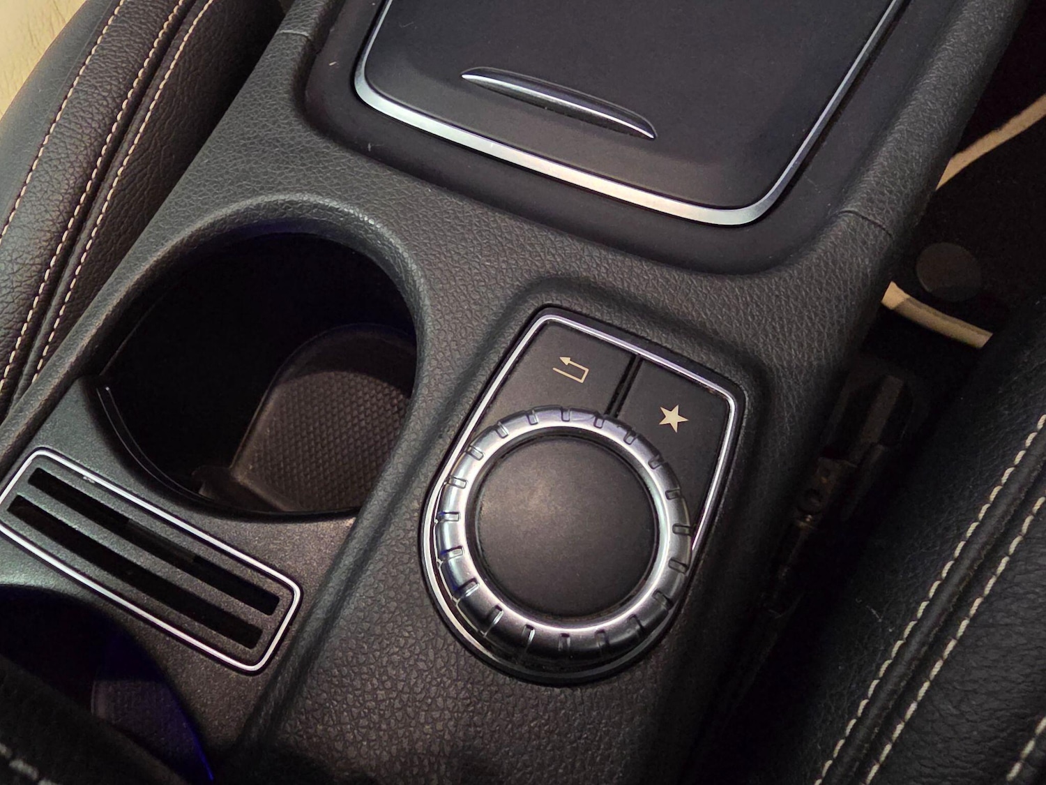 Used Mercedes-Benz A-Class 2016 for sale - 76522542: Photo 64