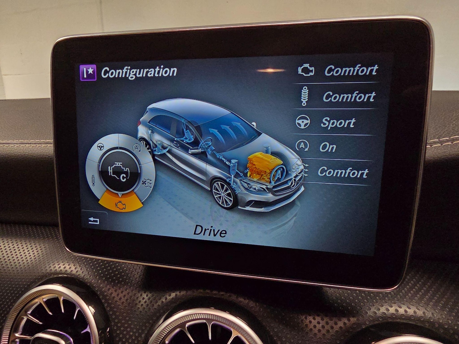 Used Mercedes-Benz A-Class 2016 for sale - 76522542: Photo 74