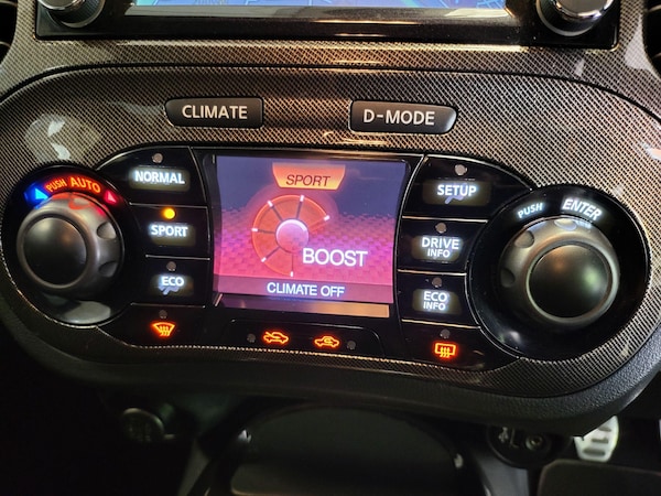 Used Nissan Juke 2015 for sale - 74822850: Photo 62