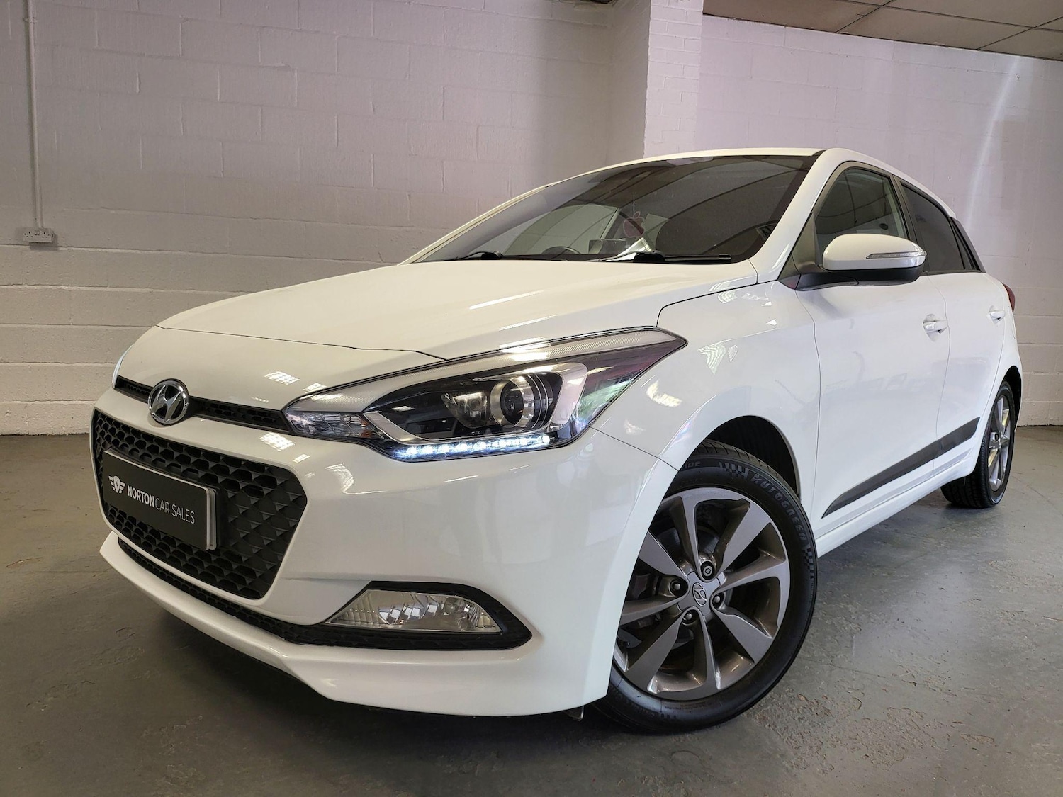 Used Hyundai i20 2015 for sale - 76987676: Photo 10