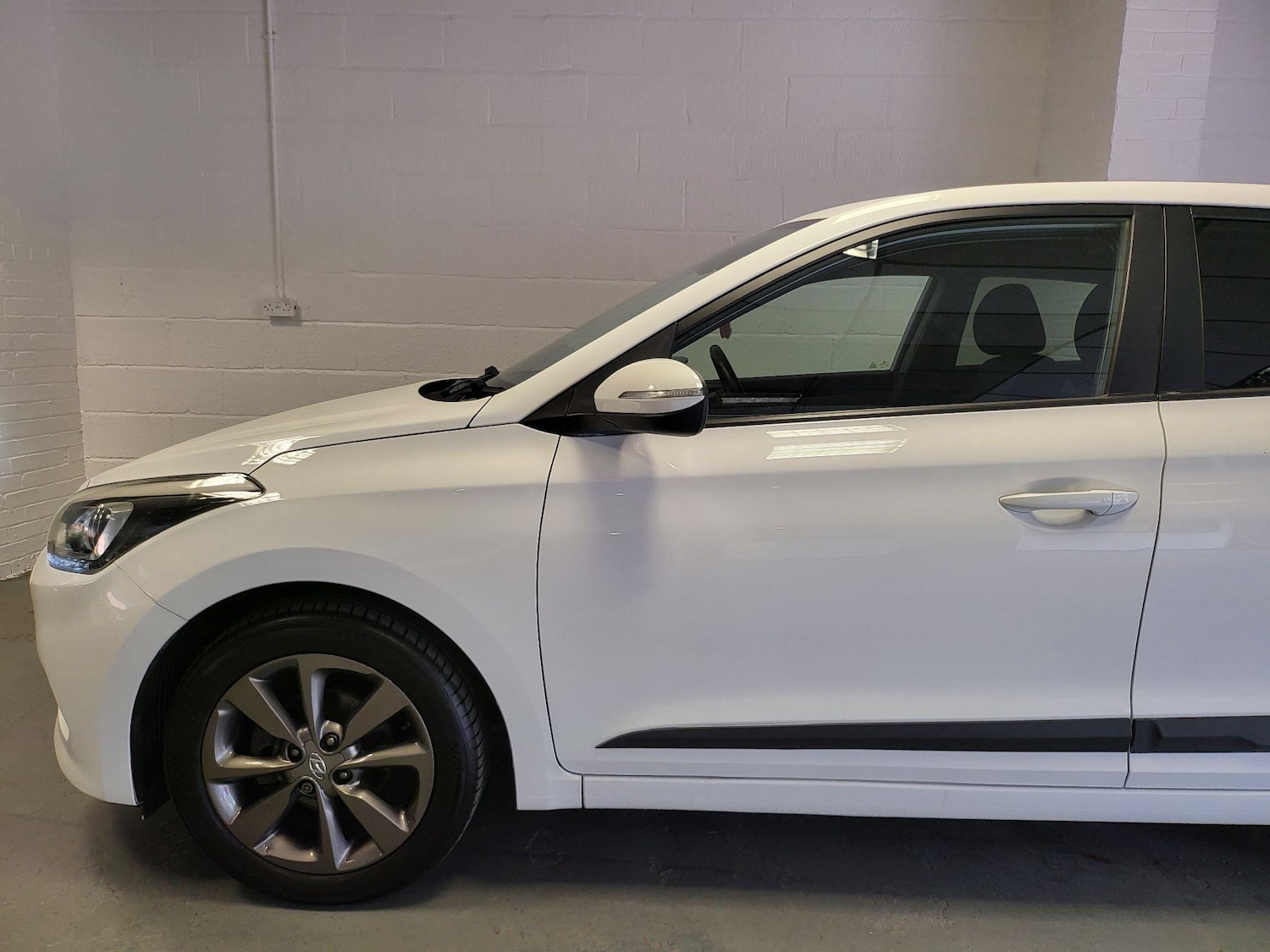 Used Hyundai i20 2015 for sale - 76987676: Photo 17
