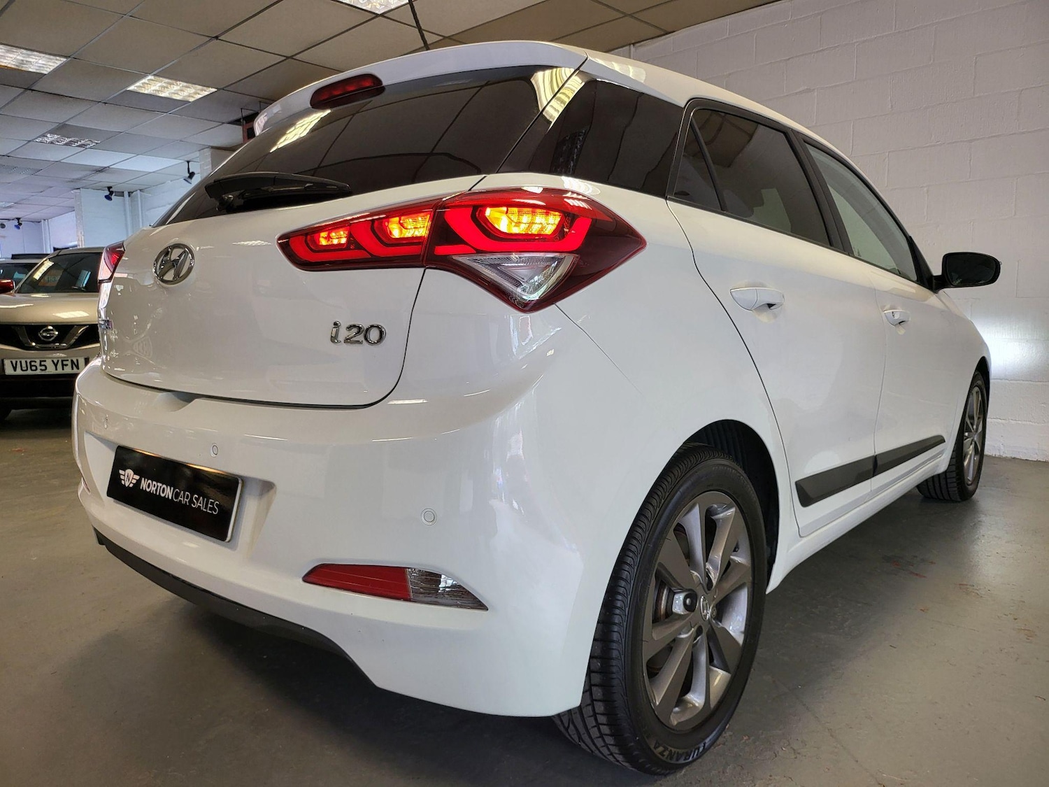 Used Hyundai i20 2015 for sale - 76987676: Photo 19
