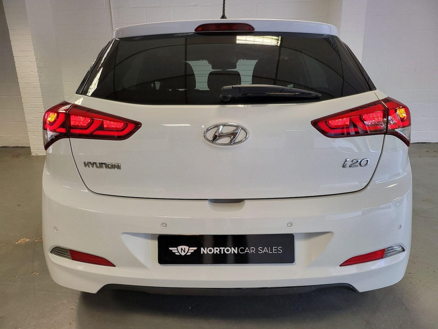 Used Hyundai i20 2015 for sale - 76987676: Photo 23