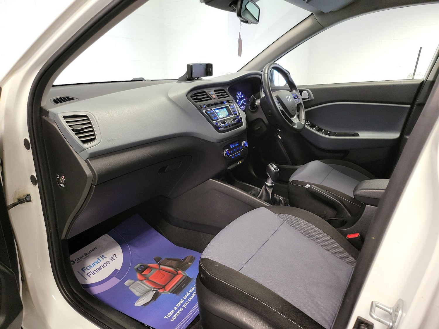 Used Hyundai i20 2015 for sale - 76987676: Photo 44