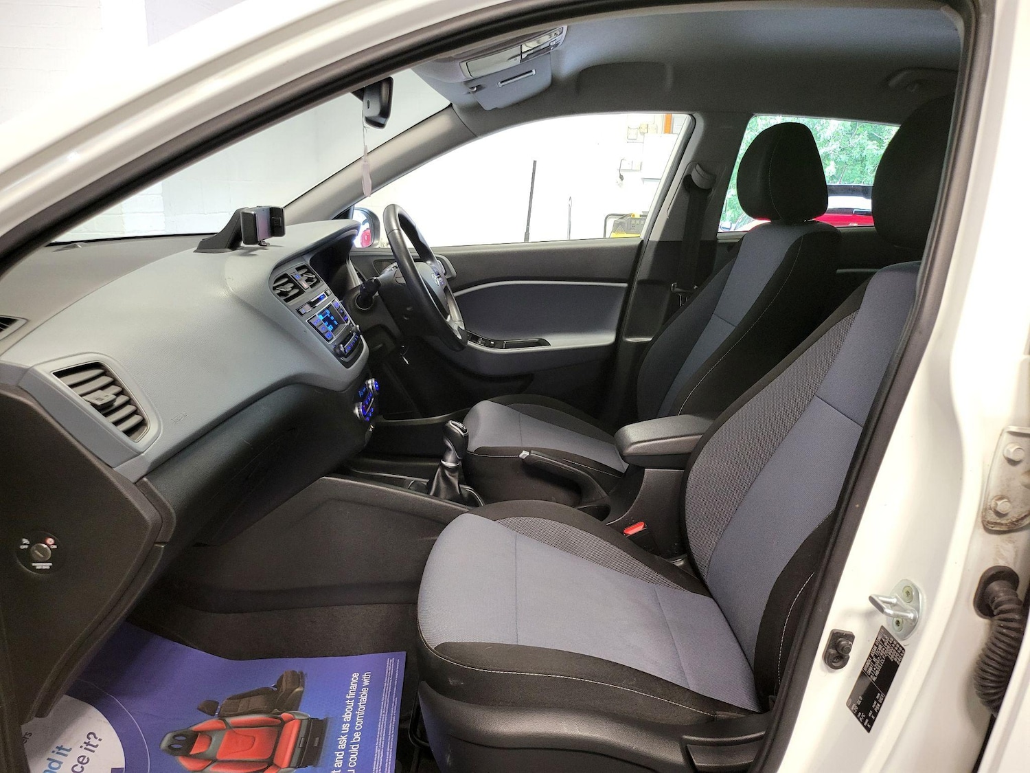 Used Hyundai i20 2015 for sale - 76987676: Photo 45