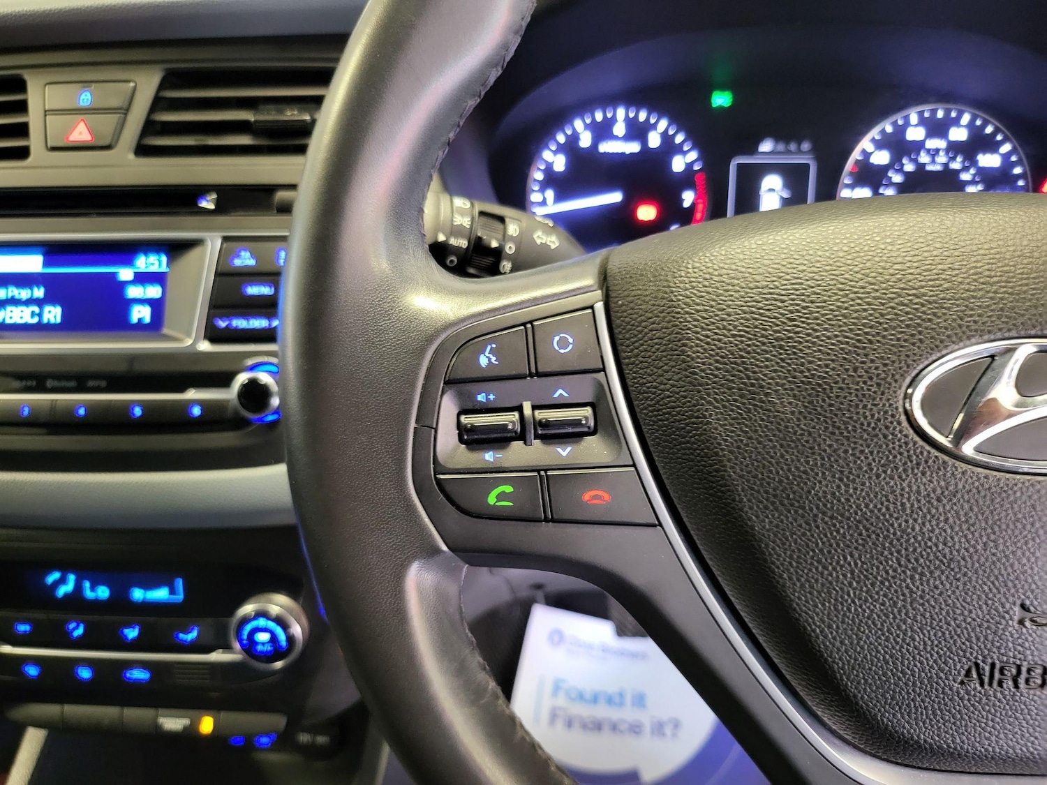 Used Hyundai i20 2015 for sale - 76987676: Photo 54