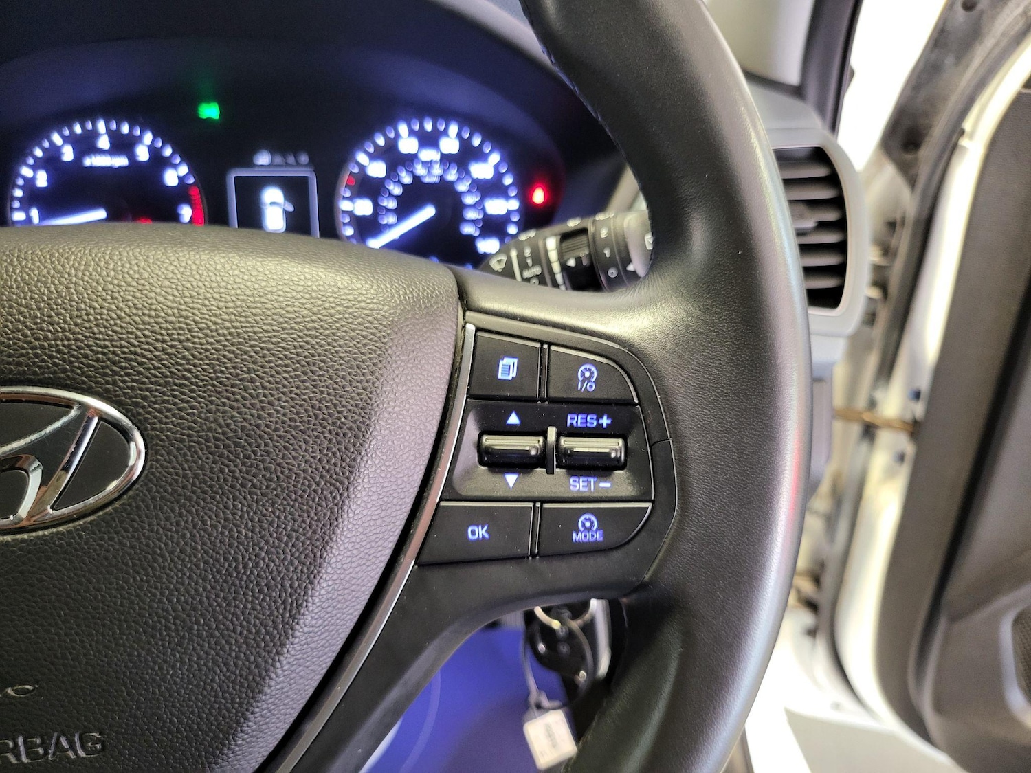 Used Hyundai i20 2015 for sale - 76987676: Photo 55