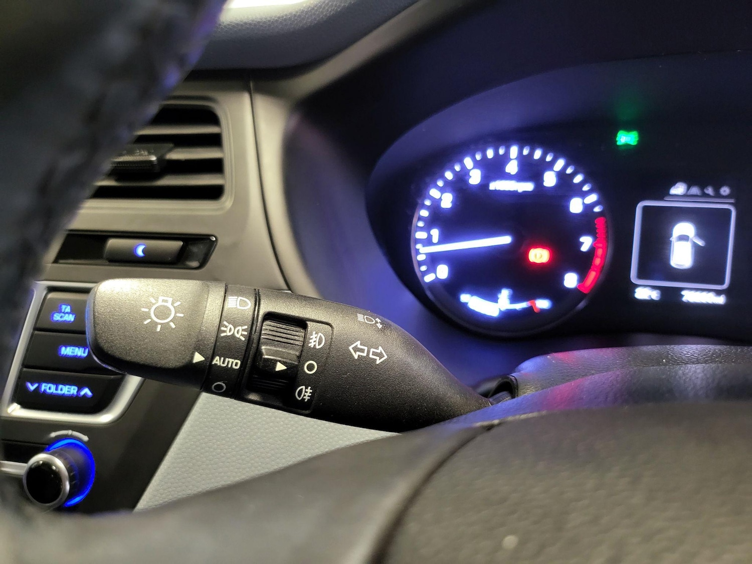 Used Hyundai i20 2015 for sale - 76987676: Photo 62