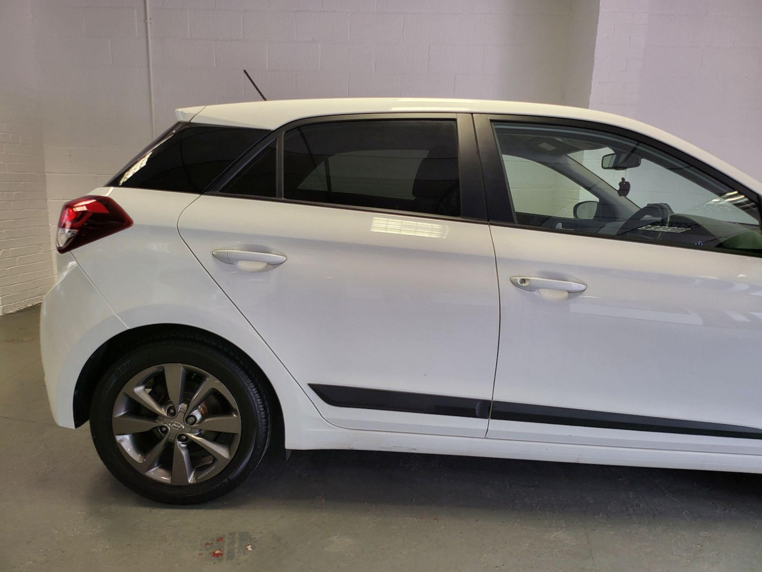 Used Hyundai i20 2015 for sale - 76987676: Photo 7