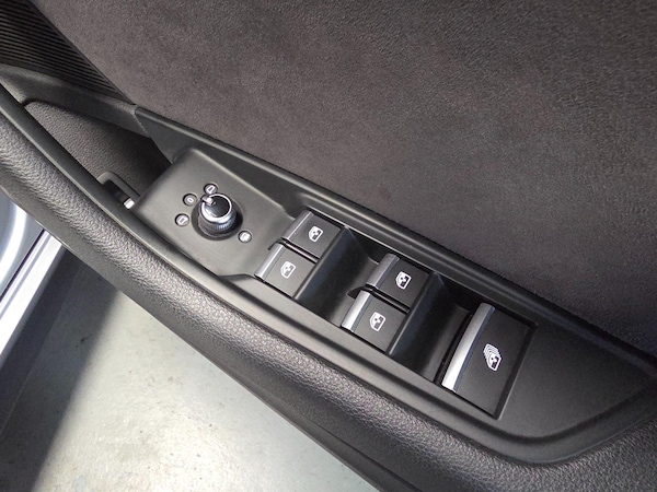 Used Audi A5 Cabriolet 2017 for sale - 76020882: Photo 54