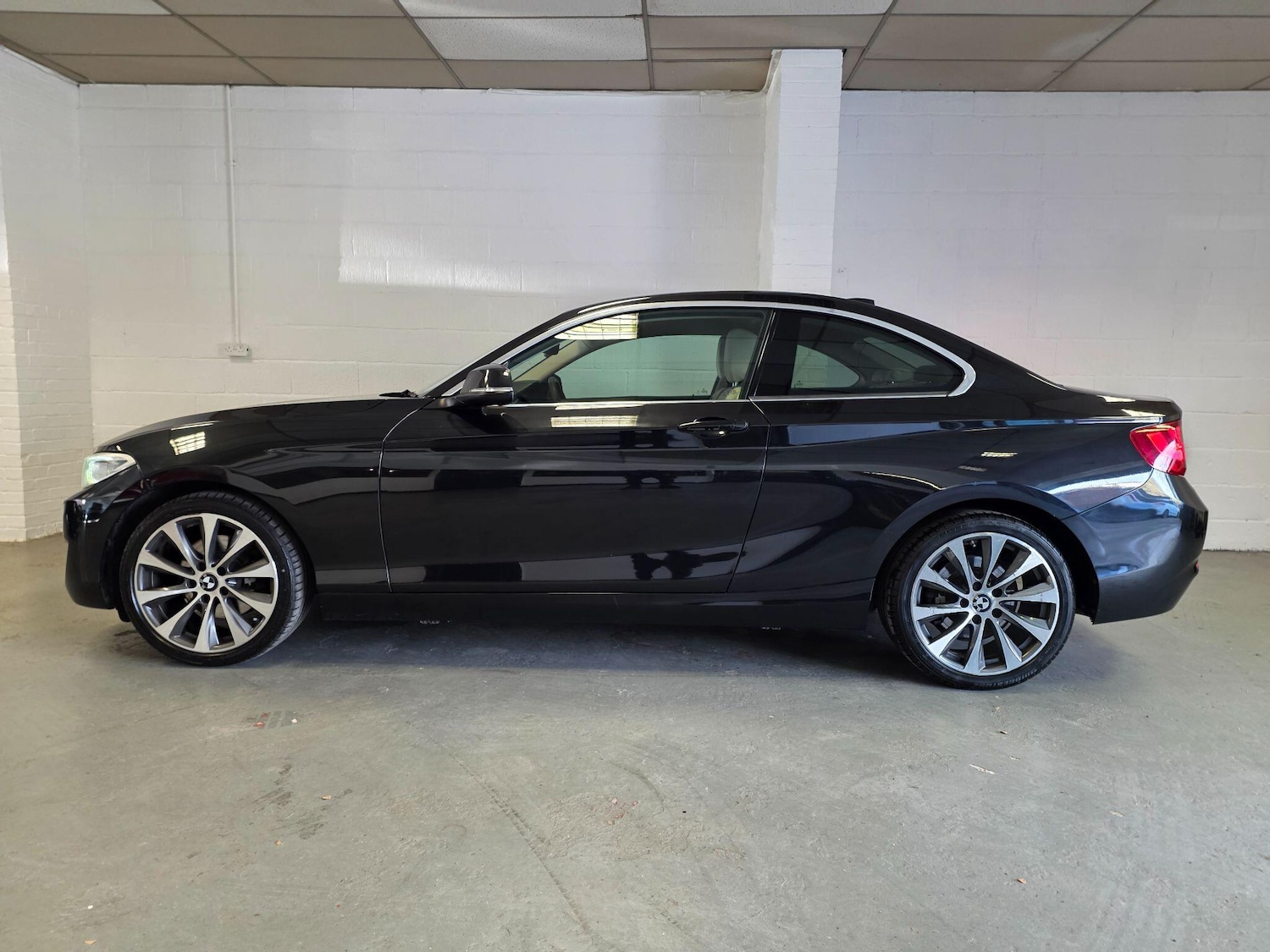 Used BMW 2 Series 2015 for sale - 76645646: Photo 16