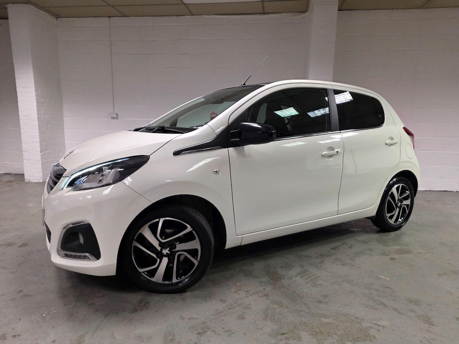 Used Peugeot 108 2018 for sale - 77029918: Photo 13