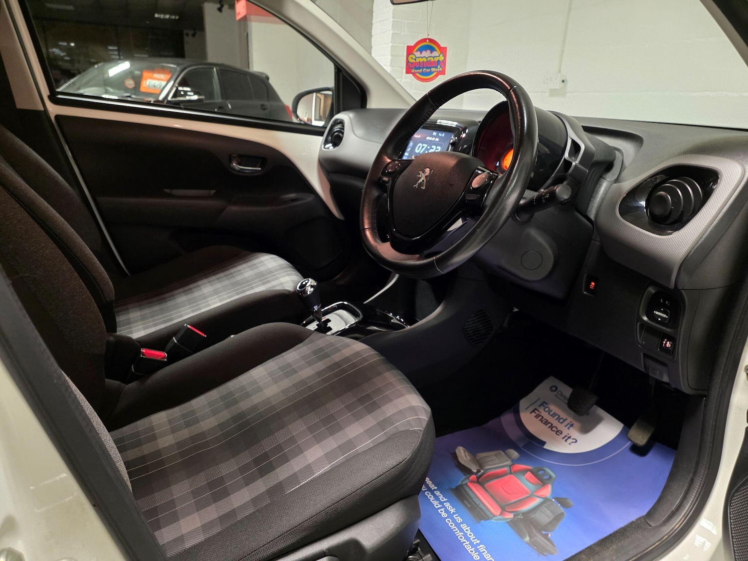 Used Peugeot 108 2018 for sale - 77029918: Photo 31