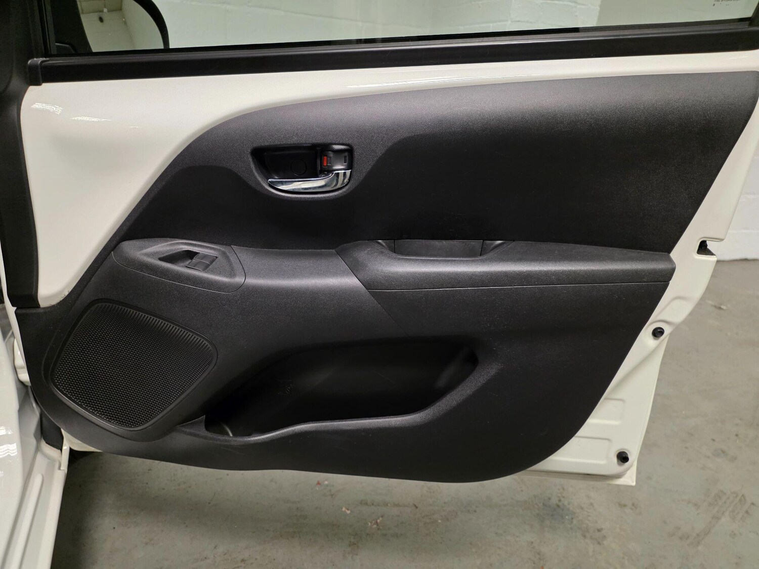 Used Peugeot 108 2018 for sale - 77029918: Photo 35