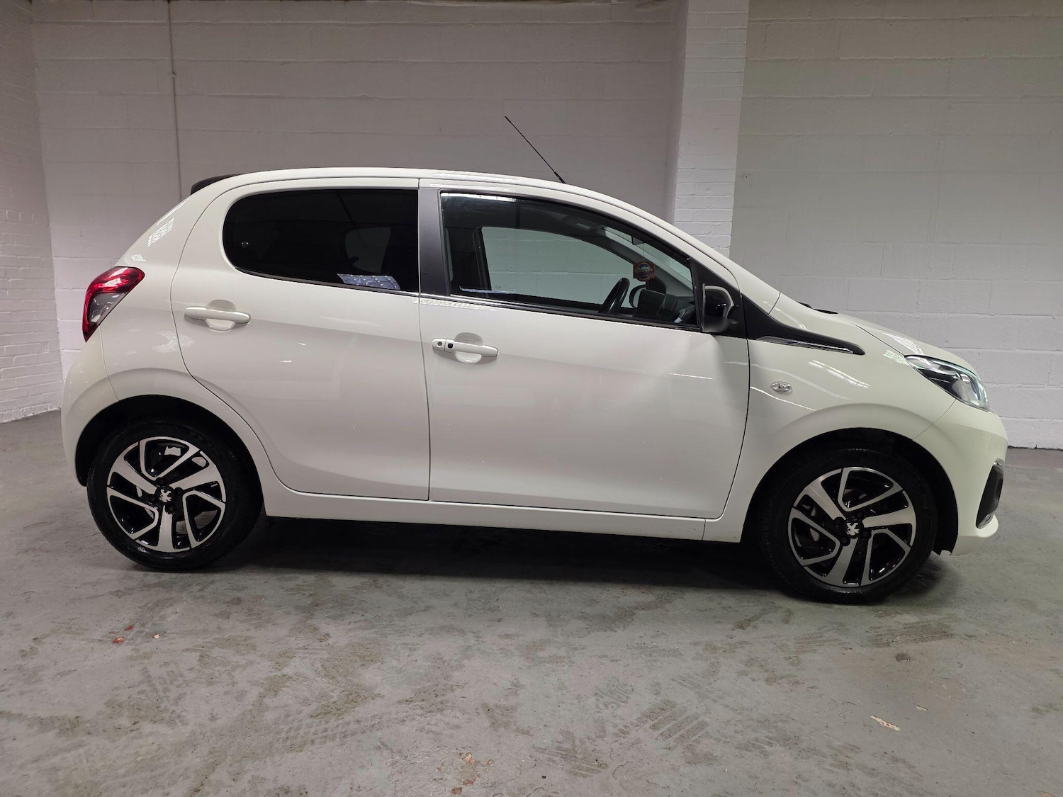Used Peugeot 108 2018 for sale - 77029918: Photo 6