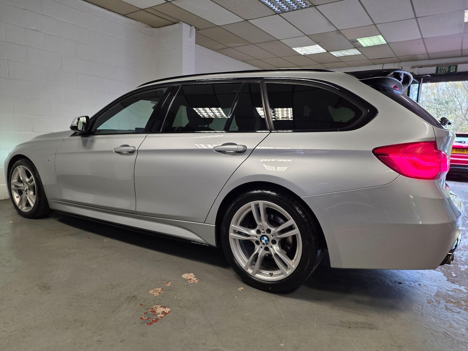 Used BMW 3 Series 2016 for sale - 76432967: Photo 28