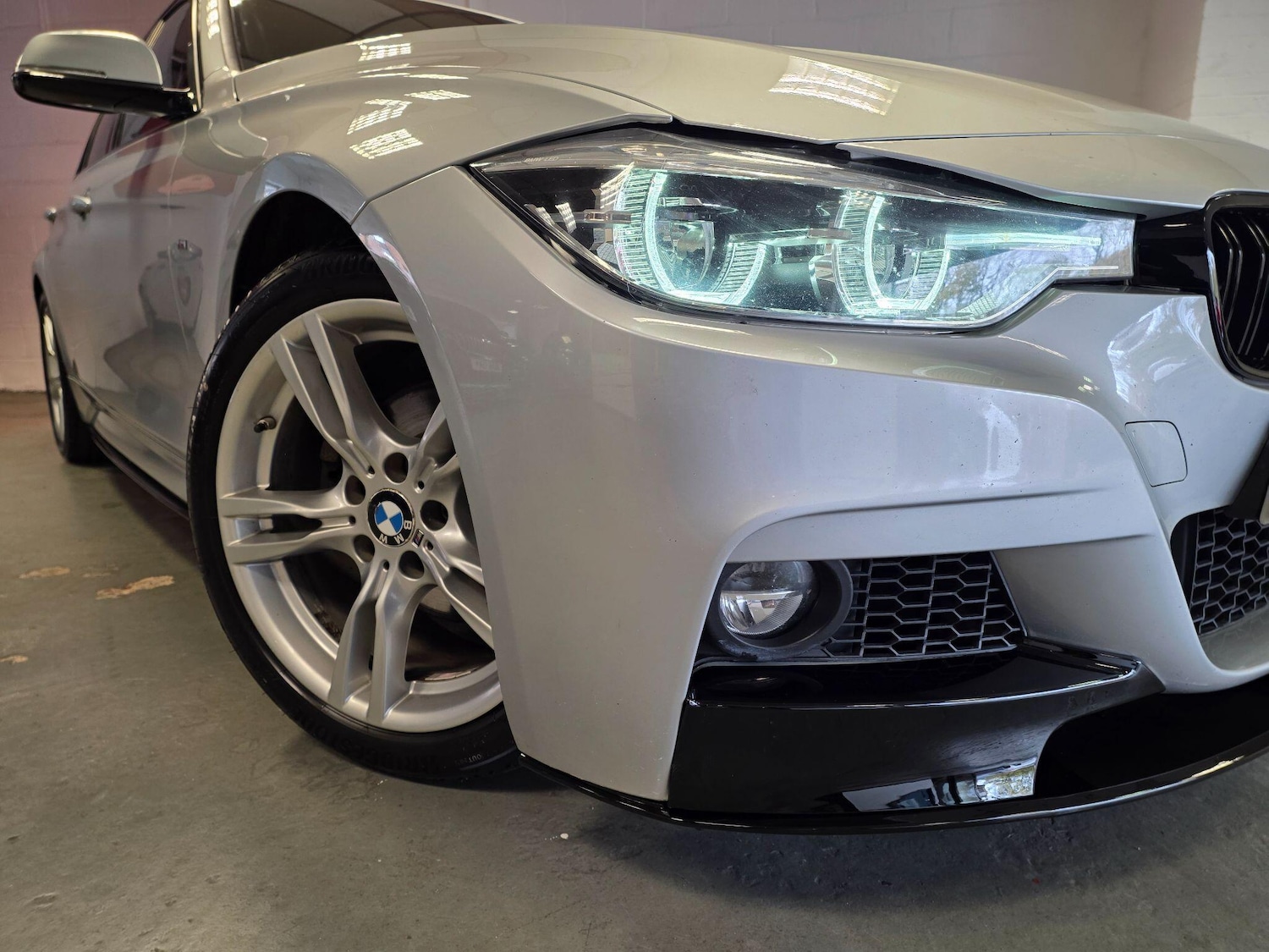 Used BMW 3 Series 2016 for sale - 76432967: Photo 5