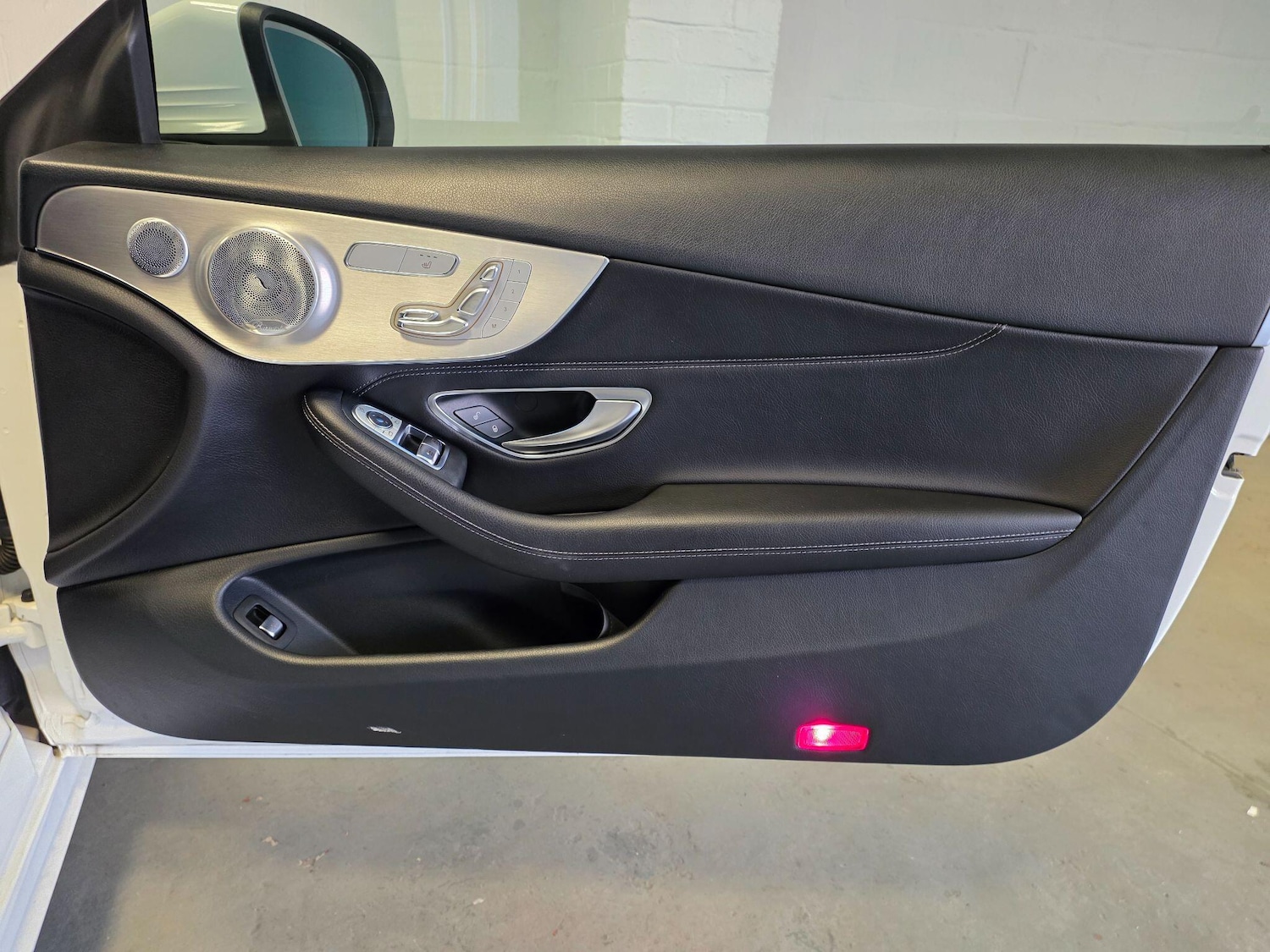 Used Mercedes-Benz C Class 2016 for sale - 77978490: Photo 34