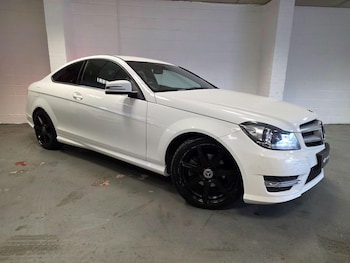 Used Mercedes-Benz C Class 2015 for sale - 77496408: Photo