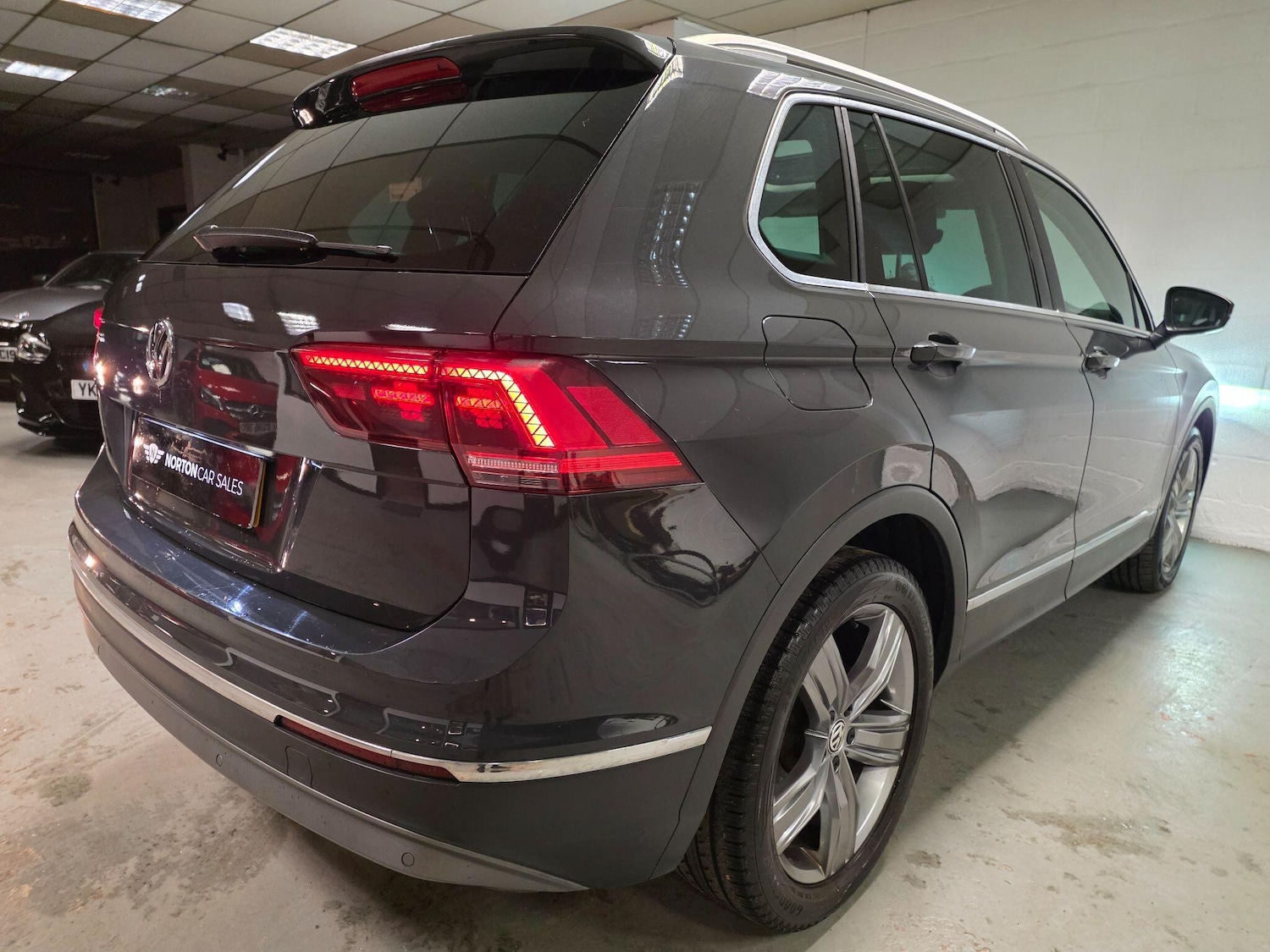 Used Volkswagen Tiguan 2017 for sale - 76976265: Photo 21