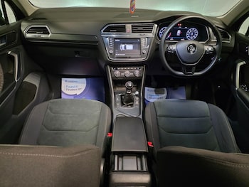 Used Volkswagen Tiguan 2017 for sale - 76976265: Photo