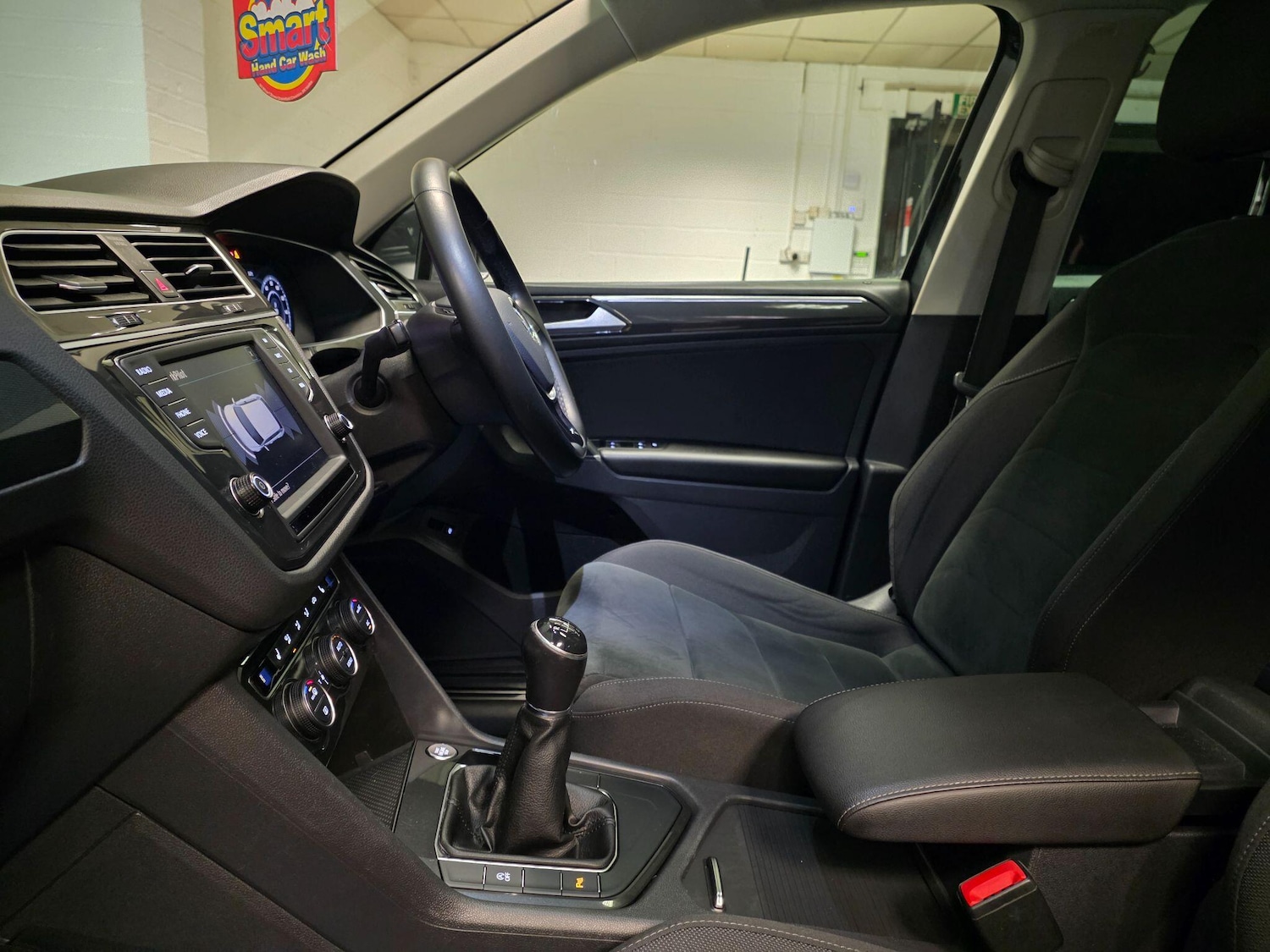 Used Volkswagen Tiguan 2017 for sale - 76976265: Photo 55