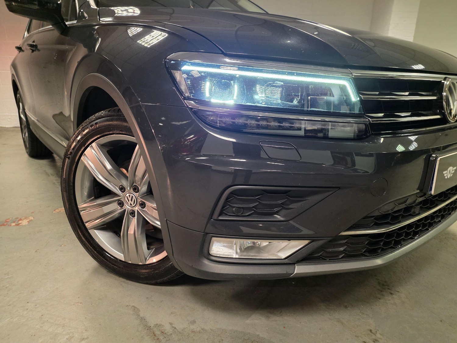 Used Volkswagen Tiguan 2017 for sale - 76976265: Photo 6