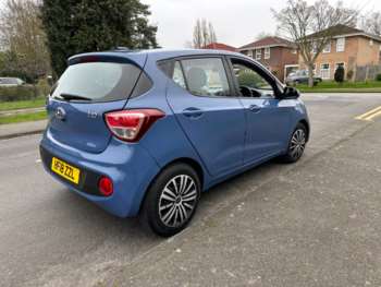 Used Hyundai i10 2018 for sale - 74481742: Photo