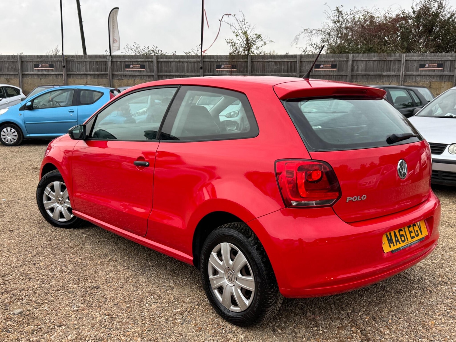 Used Volkswagen Polo 2011 for sale - 76388896: Photo 7