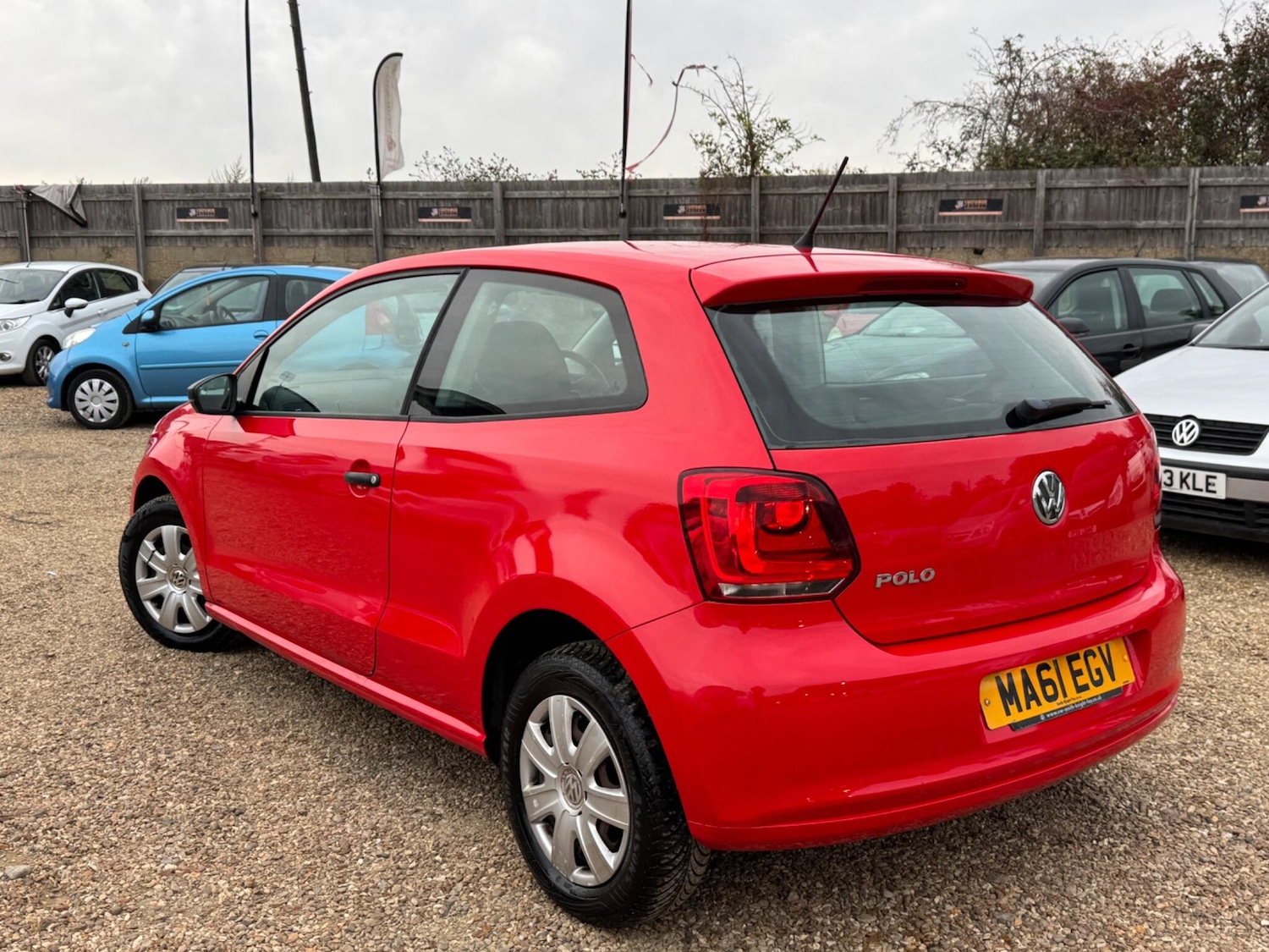 Used Volkswagen Polo 2011 for sale - 76388896: Photo 8