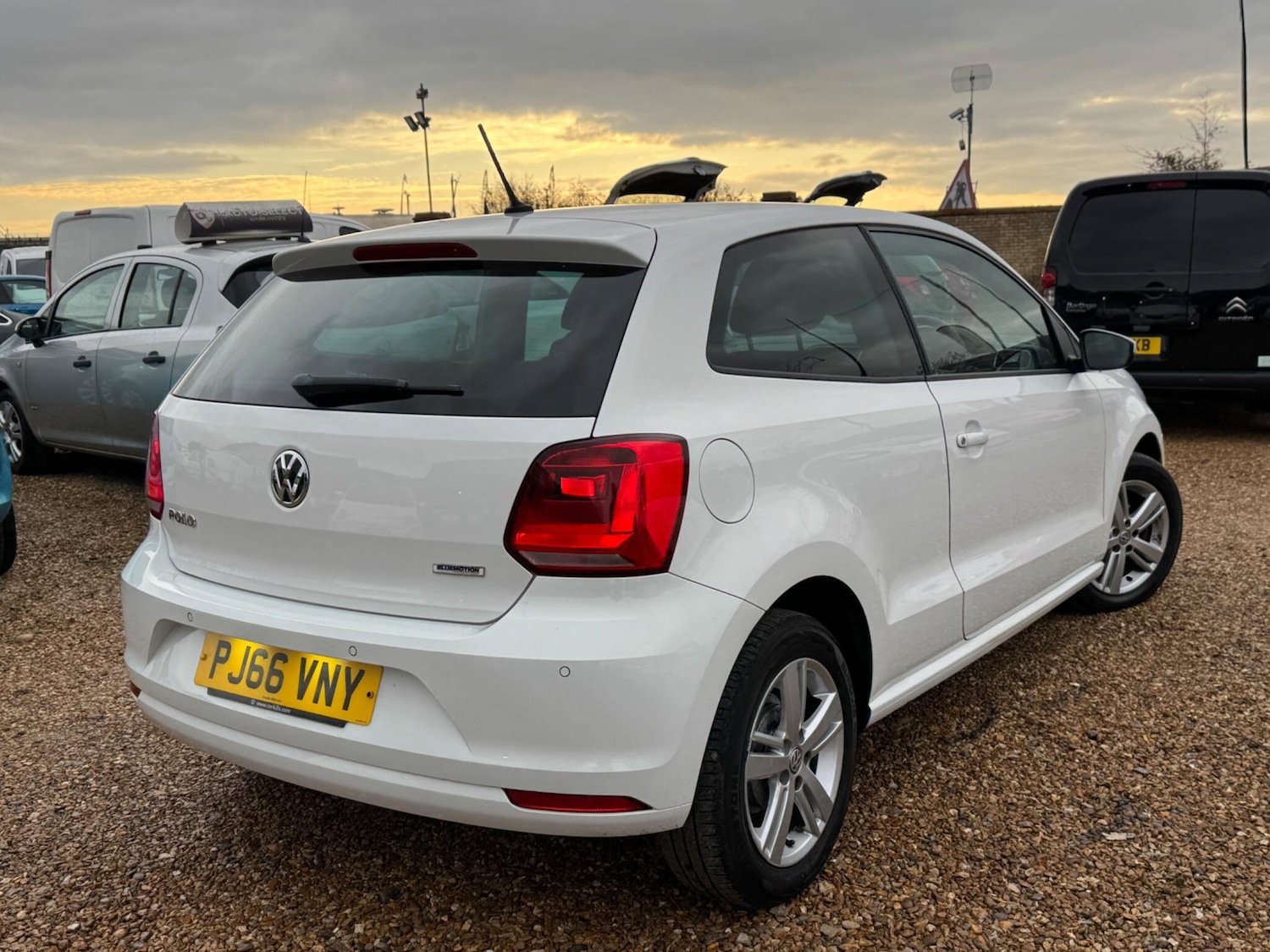Used Volkswagen Polo 2016 for sale - 76499021: Photo 14