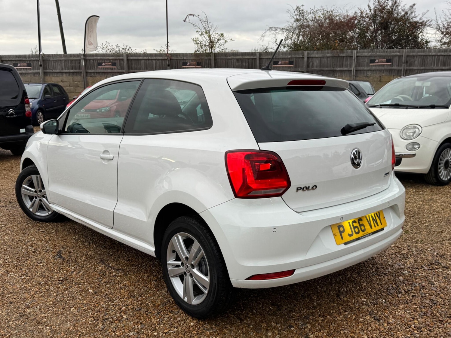Used Volkswagen Polo 2016 for sale - 76499021: Photo 24