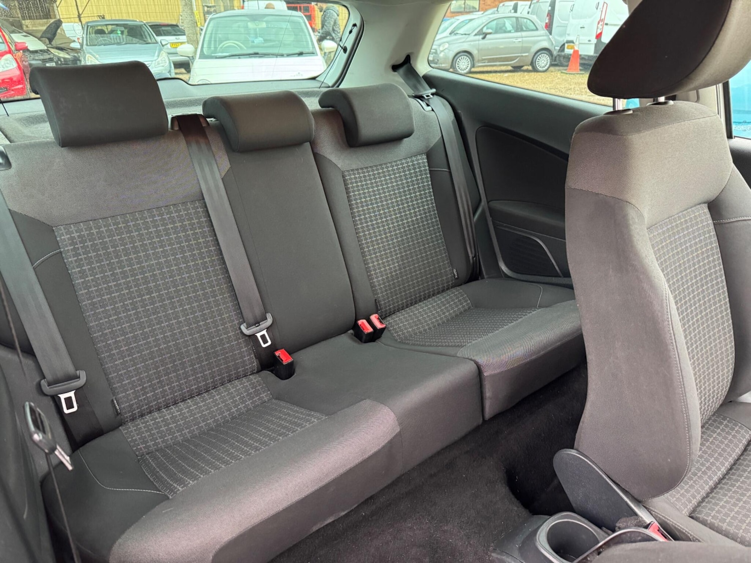 Used Volkswagen Polo 2016 for sale - 76499021: Photo 34