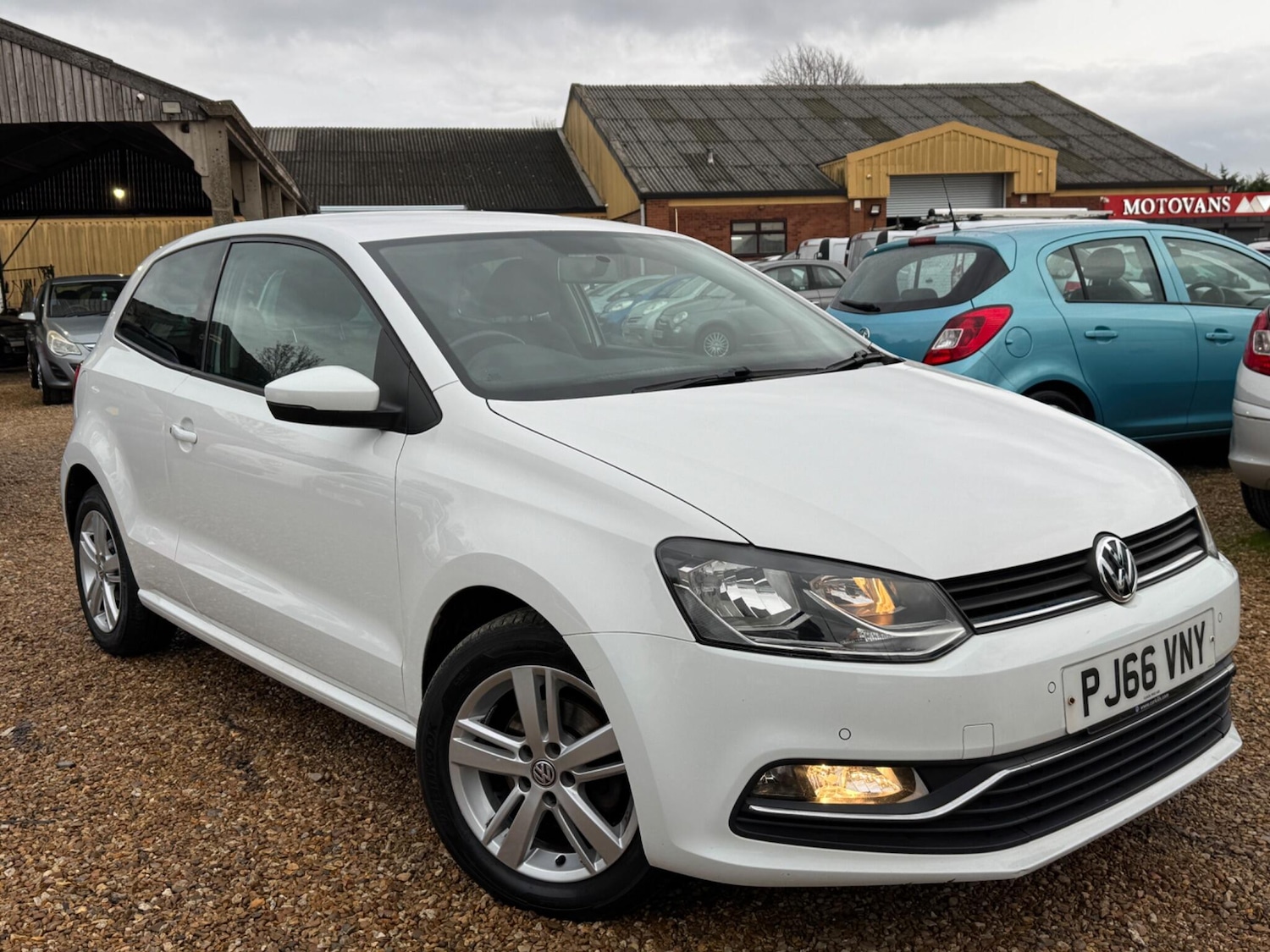 Used Volkswagen Polo 2016 for sale - 76499021: Photo 6