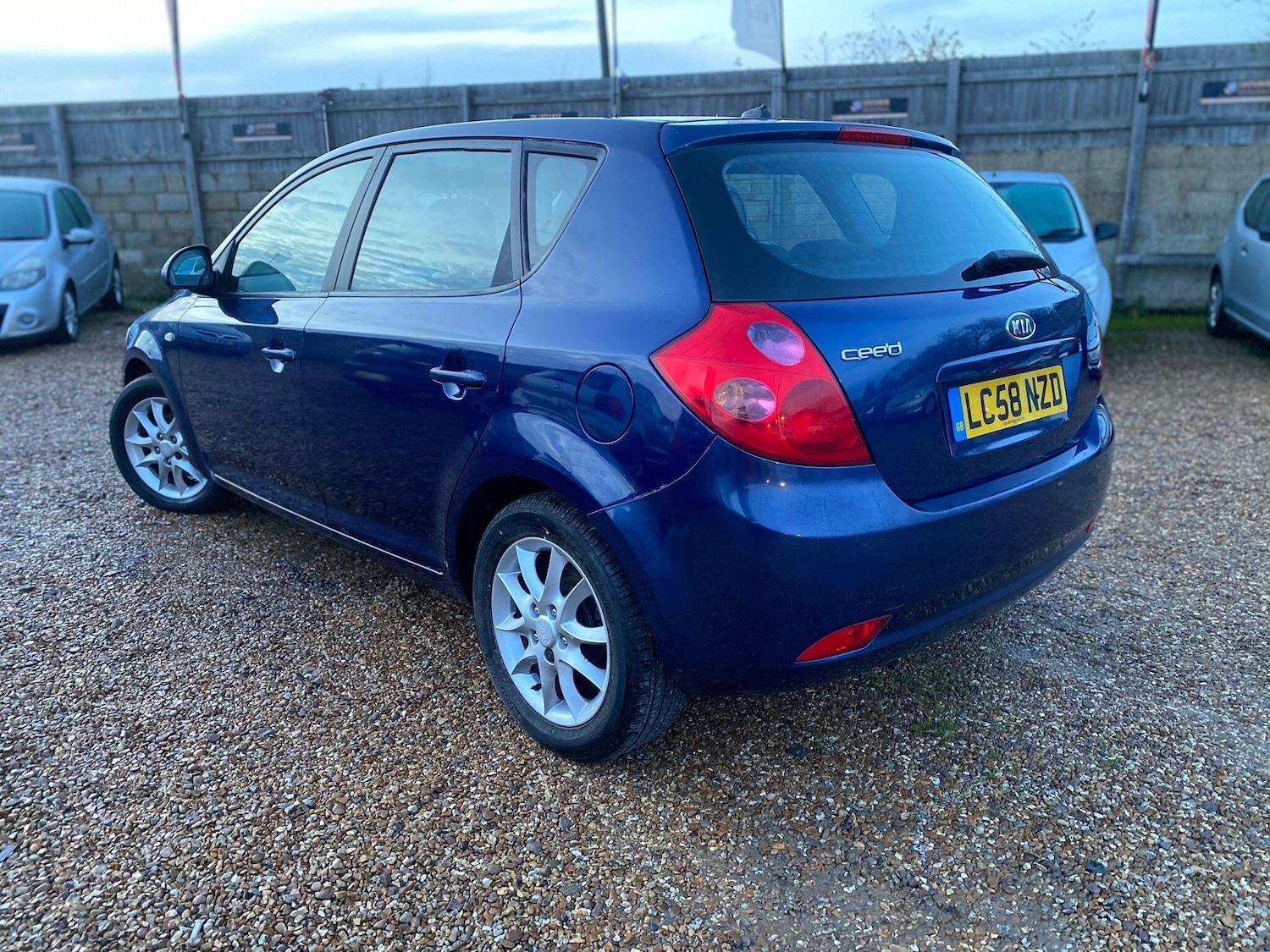 Used Kia Ceed 2008 for sale - 77057319: Photo 2